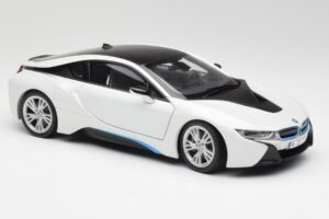 BMW i8 Crystal White Paragon 1:18 80432336841 Diecast — photo 6 of 8