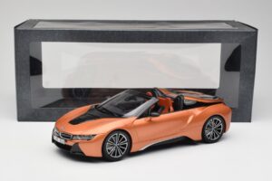 BMW i8 Roadster E-Copper Minichamps 1:18 80432454784 Diecast — photo 6 of 6