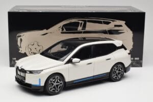 BMW iX Alpine White Minichamps 1:18 110023102 Diecast — photo 8 of 8