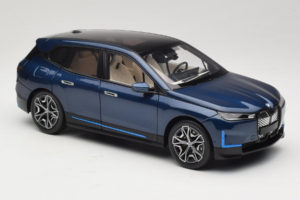 BMW iX Blue Metallic Minichamps 1:18 110023100 Diecast — photo 6 of 8
