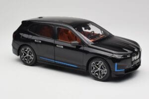 BMW iX Sapphire Black Minichamps 1:18 110023101 Diecast — photo 6 of 8