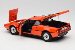 BMW M1 Orange Minichamps 1:18 80432411549 Diecast — photo 5 of 8
