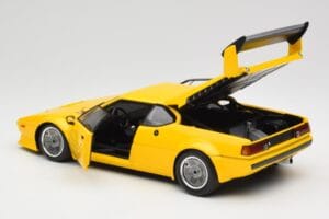 BMW M1 Yellow Minichamps 1:18 180792998 Diecast — photo 5 of 8