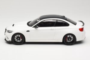 BMW M2 CS F87 White with Black Wheels Minichamps 1:18 155021025 Diecast — photo 3 of 6
