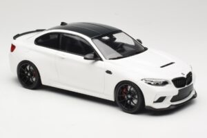 BMW M2 CS F87 White with Black Wheels Minichamps 1:18 155021025 Diecast — photo 4 of 6