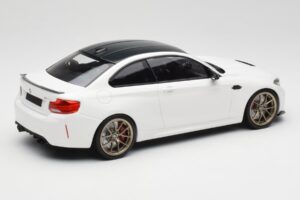 BMW M2 F87 CS Alpine White Gold Wheels Minichamps 1:18 155021020 Diecast — photo 2 of 6