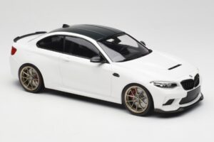 BMW M2 F87 CS Alpine White Gold Wheels Minichamps 1:18 155021020 Diecast — photo 4 of 6