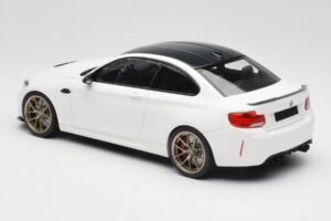 BMW M2 F87 CS Alpine White Gold Wheels Minichamps 1:18 155021020 Diecast — photo 5 of 6