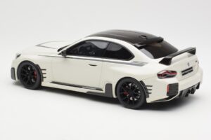 BMW M2 G87 M Performance White GT Spirit 1:18 GT476 Resin — photo 5 of 6