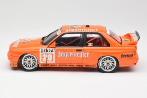 BMW M3 E30 #20 Jagermeister W. Gardner DTM 1992 Minichamps 1:18 180922020-O Diecast — photo 4 of 8