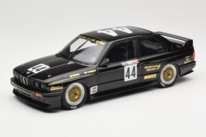 BMW M3 E30 JPS Team BMW #44 J. Richards / T. Longhurst Class Winners Bathurst 1000 1987 Minichamps 1:18 155872044 Diecast