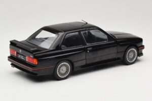 BMW M3 E30 Sport Evo Black Solido 1:18 S1801501 Diecast — photo 3 of 8