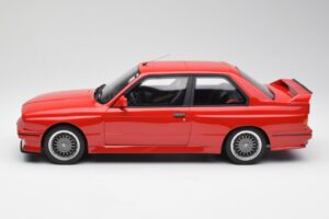 BMW M3 E30 Sport Evolution Red Otto 1:12 G033 Resin — photo 3 of 6