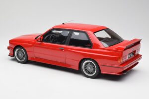 BMW M3 E30 Sport Evolution Red Otto 1:12 G033 Resin — photo 5 of 6