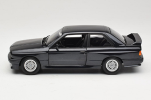 BMW M3 E30 Sport Evolution Blue Metallic Minichamps 1:18 180020308 Diecast — photo 4 of 8