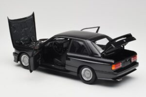 BMW M3 E30 Black Metallic Minichamps 1:18 180020306 Diecast — photo 5 of 8