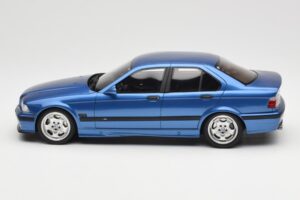 BMW M3 E36 Sedan Blue Otto 1:18 OT1082 Resin — photo 3 of 6