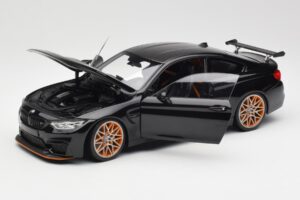 BMW M4 F82 GTS Sapphire Black Metallic Minichamps 1:18 110025220 Diecast — photo 2 of 8
