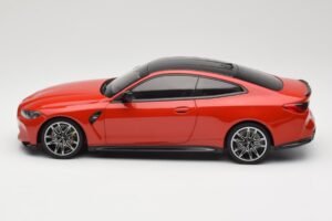 BMW M4 F82 Imola Red Metallic Minichamps 1:18 155020121 Diecast — photo 3 of 6