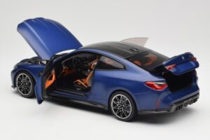 BMW M4 G82 Blue Metallic Minichamps 1:18 113020123 Diecast — photo 5 of 8