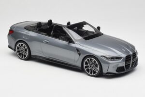 BMW M4 G82 Cabriolet Grey Metallic Minichamps 1:18 155021034 Diecast — photo 4 of 6