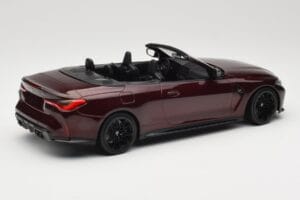 BMW M4 G83 Cabrio Red Metallic Minichamps 1:18 155021032 Diecast — photo 2 of 6