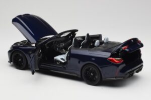 BMW M4 G82 Cabriolet Blue Metallic Minichamps 1:18 110021031 Diecast — photo 5 of 8
