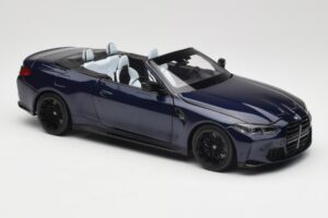 BMW M4 G82 Cabriolet Blue Metallic Minichamps 1:18 110021031 Diecast — photo 6 of 8