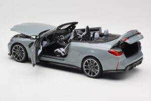 BMW M4 G83 Cabriolet Grey Metallic Minichamps 1:18 110021032 Diecast — photo 5 of 8