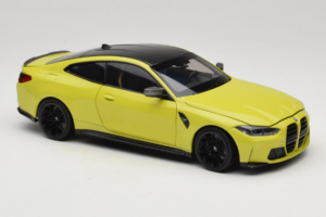BMW M4 G82 Yellow Dealer Edition Minichamps 1:18 80435A51949-R1 Diecast — photo 9 of 10