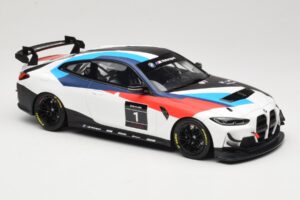 BMW M4 G82 GT4 #1 Presentation 2022 Otto 1:18 OT1228 Resin — photo 4 of 6