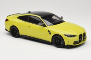 BMW M4 G82 Yellow Minichamps 1:18 155020120 Diecast — photo 4 of 6
