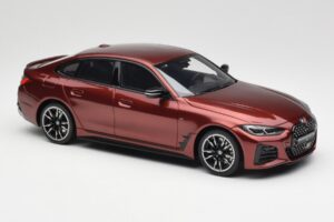 BMW M440i G26 Gran Coupe Aventurine Red Otto 1:18 OT1075 Resin — photo 4 of 6