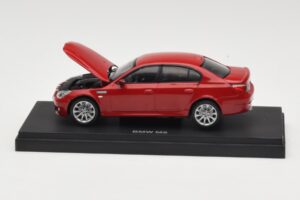 BMW M5 E60 Red Kyosho 1:43 03503R Diecast