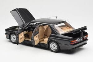 BMW M535i E28 Diamond Black AUTOart 1:18 75162 Diecast — photo 5 of 8