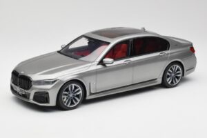 BMW M760i G12 V12 Final Edition Grey GT Spirit 1:18 GT478 Resin