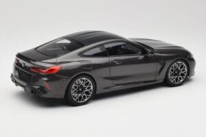 BMW M8 F92 Grey Metallic Minichamps 1:18 110029022 Diecast — photo 3 of 8