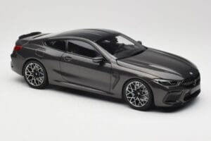 BMW M8 F92 Grey Metallic Minichamps 1:18 110029022 Diecast — photo 6 of 8