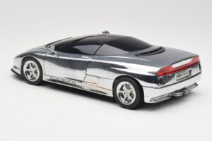 BMW Nazca M12 Chrome Silver Revell 1:18 08916 Diecast — photo 7 of 8