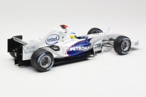 BMW Sauber F1.06 #16 N. Heidfeld Launch Version 2006 Minichamps 1:18 80430413183 Diecast — photo 2 of 6