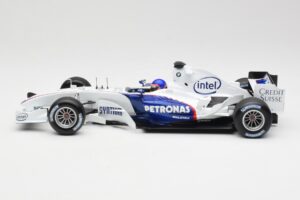 BMW Sauber F1.06 #17 J. Villeneuve Launch Version 2006 Minichamps 1:18 80430413184 Diecast — photo 3 of 6