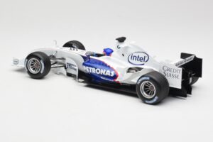BMW Sauber F1.06 #17 J. Villeneuve Launch Version 2006 Minichamps 1:18 80430413184 Diecast — photo 5 of 6