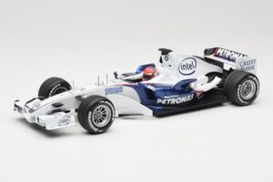 BMW Sauber F1.07 #10 R. Kubica Launch Version 2007 Minichamps 1:18 80430426995 Diecast