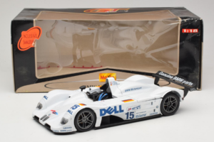 BMW V12 LMR #15 Y. Dalmas / J. Winkelhock / P. Martini 24 Hours of Le Mans Winner 1999 Maisto 1:18 56062 Diecast — photo 8 of 8