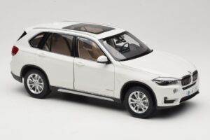 BMW X5 E70 Alpine White Paragon 1:18 PA-97073 Diecast — photo 6 of 8