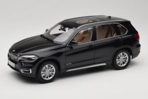 BMW X5 E70 Sapphire Black Paragon 1:18 PA-97071 Diecast