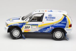 BMW X5 X-Raid #207 Dakar Rally 2004 Solido 1:18 SOLIDO001 Diecast — photo 4 of 8