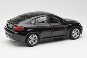 BMW X6 M E71 Black Bburago 1:18 18-12081 Diecast — photo 3 of 8