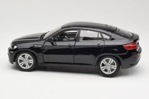 BMW X6 M E71 Black Bburago 1:18 18-12081 Diecast — photo 4 of 8