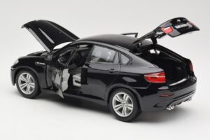 BMW X6 M E71 Black Bburago 1:18 18-12081 Diecast — photo 5 of 8